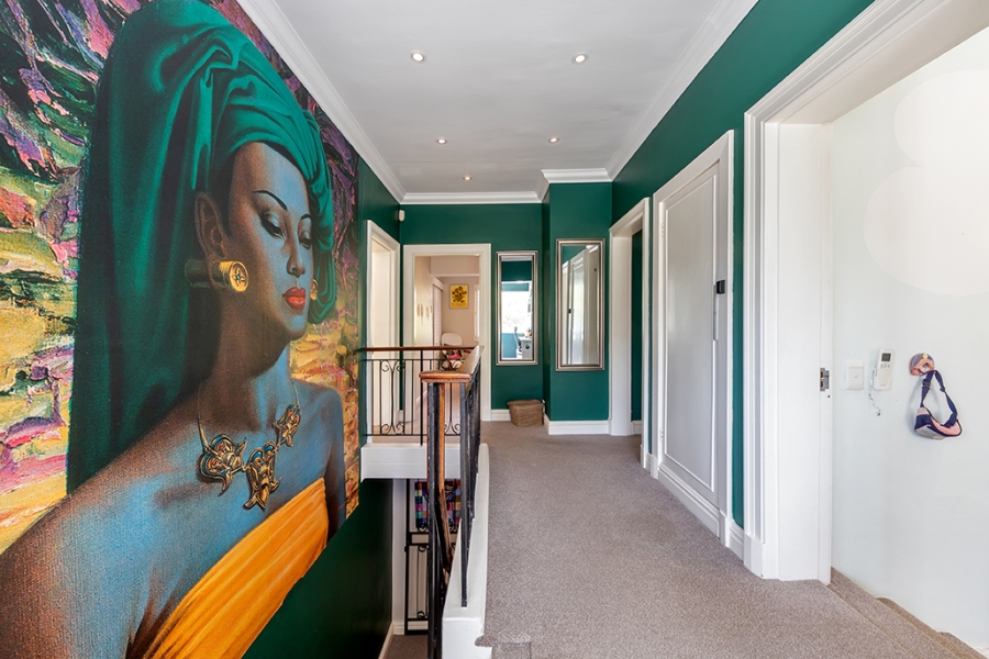 4 Bedroom Property for Sale in Gardens Western Cape